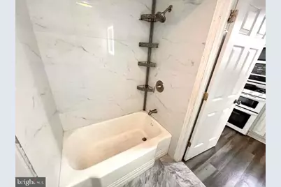 274 Hillcrest Avenue, Trenton, NJ 08618 - Photo 7