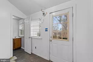 811 S Warren St, Trenton, NJ 08611 - Photo 9