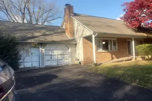 414 Lambertvl Hopewell, Hopewell Township, NJ 08530 - Photo 5