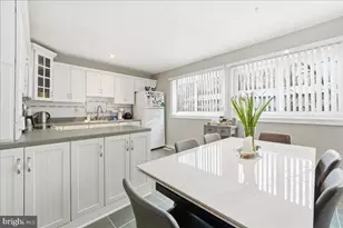 159 Henderson Pl, Hightstown, NJ 08520 - Photo 13