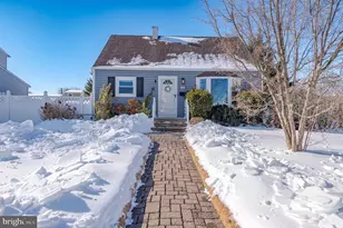 22 Gerard Rd, Hamilton Township, NJ 08620 - Photo 1