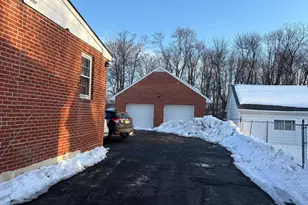 1192 Parkway Ave, Ewing Township, NJ 08628 - Photo 3