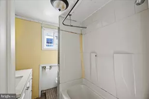 1267 Nottingham Way, Hamilton Township, NJ 08609 - Photo 19