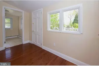 51 Hillman, Ewing Township, NJ 08638 - Photo 11