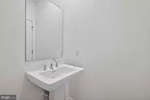 135 John Vanzandt, Titusville, NJ 08560 - Photo 9