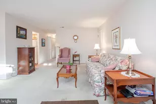 109 Wyndham Pl, Robbinsville, NJ 08691 - Photo 7