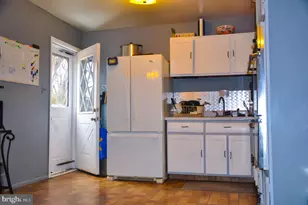 16 Bittersweet Rd, Trenton, NJ 08638 - Photo 5