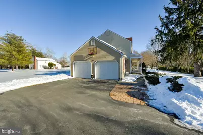 374 Village Road E, Princeton Junction, NJ 08550 - Photo 5