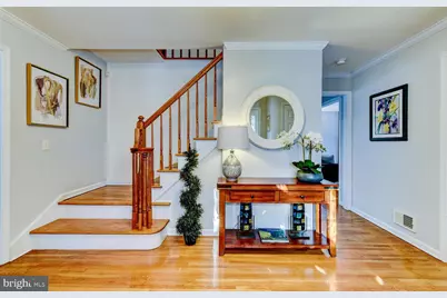 374 Village Road E, Princeton Junction, NJ 08550 - Photo 9