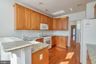 20 E Wiltshire Dr, Lawrence Township, NJ 08648 - Photo 5