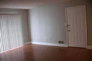 14 Versailles Ct, Hamilton Township, NJ 08619 - Photo 5