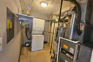 14 Versailles Ct, Hamilton Township, NJ 08619 - Photo 11