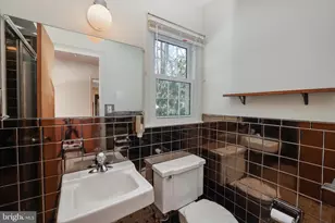 9 Pin Oak Dr, Lawrence Township, NJ 08648 - Photo 15