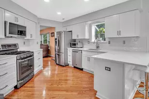 222 Ivanhoe Dr, Robbinsville, NJ 08691 - Photo 19