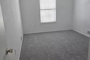 12 Chambord Ct, Hamilton Township, NJ 08619 - Photo 17