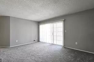 12 Chambord Ct, Hamilton Township, NJ 08619 - Photo 19