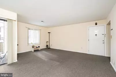 L Twin Rivers Dr N, East Windsor Township, NJ 08520 - Photo 7