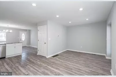 119 Robbins Avenue, Trenton, NJ 08638 - Photo 5