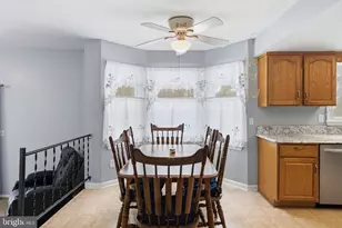 2 Sparrow Ct, Ewing Township, NJ 08638 - Photo 9