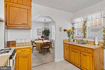 187 Berg, Hamilton Township, NJ 08610 - Photo 11