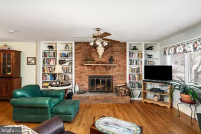 215 Greeley Street, Hightstown, NJ 08520 - Photo 5