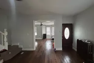 832 Carteret Ave, Trenton, NJ 08618 - Photo 3