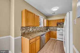 Hadley Dr, Robbinsville, NJ 08691 - Photo 7