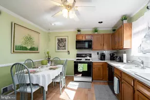 7 Balamor Ln, Ewing Township, NJ 08628 - Photo 11