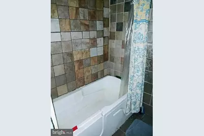 526 Lamberton Street, Trenton, NJ 08611 - Photo 15