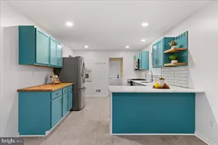 18 Westwood Dr, Ewing Township, NJ 08628 - Photo 11