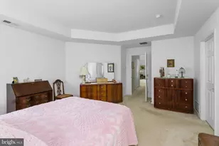 22 Hummingbird Dr, Hamilton Township, NJ 08690 - Photo 15