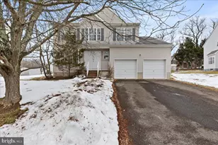 23 Sundew Dr, Trenton, NJ 08638 - Photo 1