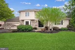 30 Laurel Wood Dr, Lawrenceville, NJ 08648 - Photo 1