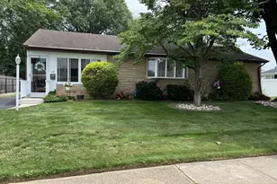 20 Coral Dr, Hamilton Township, NJ 08619 - Photo 1