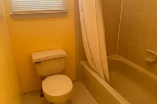 1 Devonshire Ct, Ewing Township, NJ 08628 - Photo 25