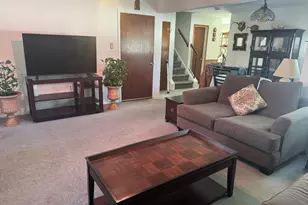 1 Devonshire Ct, Ewing Township, NJ 08628 - Photo 9