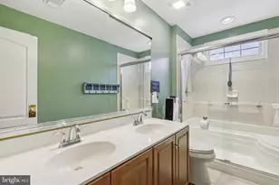 18 Devonshire Dr, Princeton, NJ 08540 - Photo 35