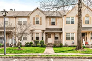 126 Cromwell Dr, Robbinsville, NJ 08691 - Photo 1