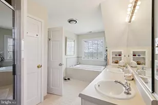 7 Fox Run Rd, Pennington, NJ 08534 - Photo 43