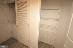 611 Masterson Ct, Ewing Township, NJ 08618 - Photo 19