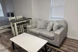 24 Warren St, Trenton, NJ 08608 - Photo 5