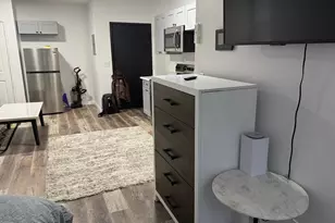 24 Warren St, Trenton, NJ 08608 - Photo 9