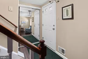 4 Carlyle Ct, Robbinsville, NJ 08691 - Photo 5