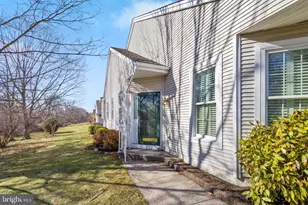 155 Meadowlark Dr, Hamilton Township, NJ 08690 - Photo 3