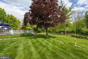 4 Chatsworth Ct, Lawrence Township, NJ 08648 - Photo 33