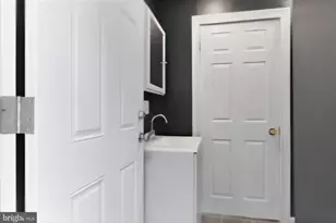 16 Clover Ave, Trenton, NJ 08638 - Photo 7