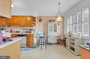 860 Lower Ferry Rd, Ewing Township, NJ 08628 - Photo 11