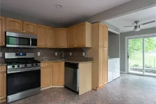 85 Lawn Park Ave, Lawrence, NJ 08648 - Photo 11