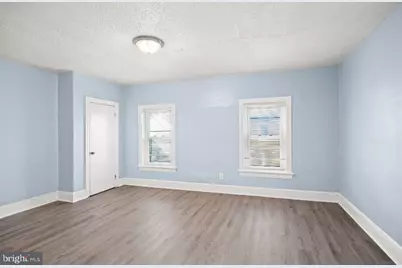 33 Oak Street, Trenton, NJ 08618 - Photo 9