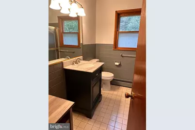 60 Broad Ave, Ewing Township, NJ 08638 - Photo 9